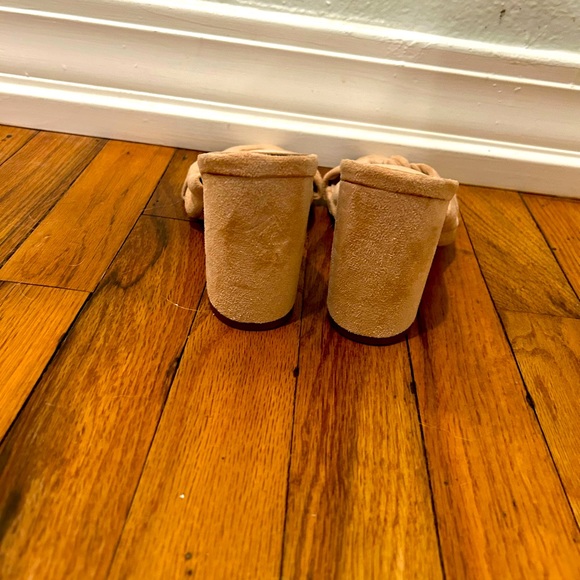 Comfy heels with bow - Picture 3 of 4